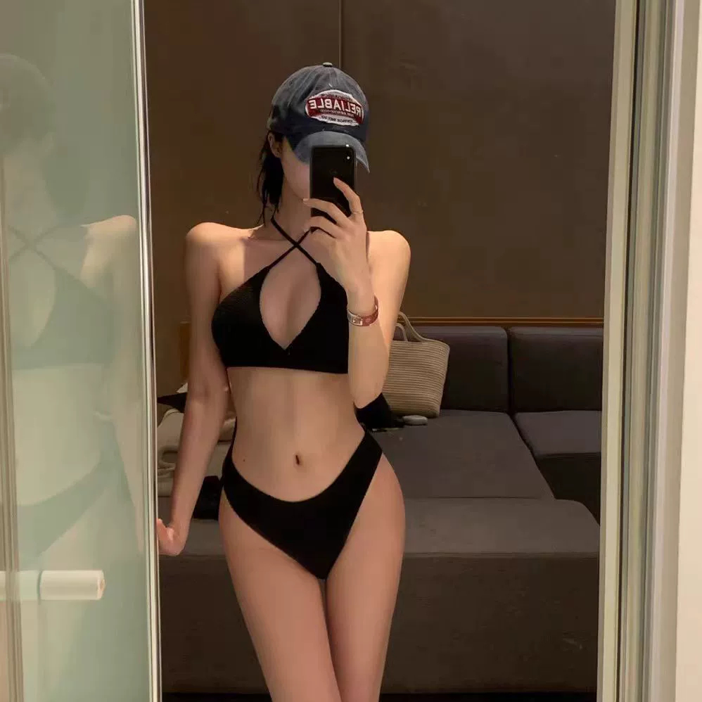 (Sẵn) Bikini đi biển 2 mảnh màu xanh biển, có sẵn mút | BigBuy360 - bigbuy360.vn