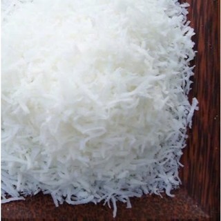 Cơm dừa sấy khô làm bánh, trang trí bánh