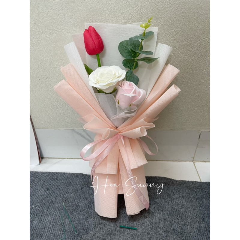 bó Ecuador mix Tulip xinh xắn hoa sáp hoa tulip