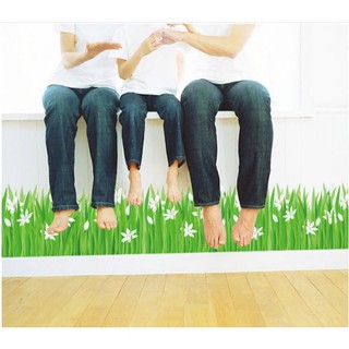 DECAL DÁN CHÂN TƯỜNG CỎ XANH