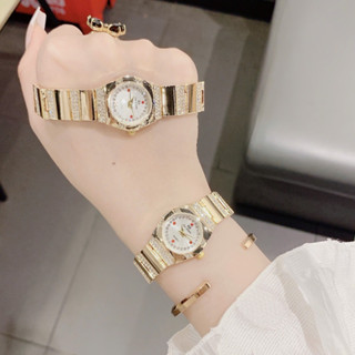 Đồng Hồ Thời Trang Nữ Sang Trọng Đeo Tay Women A50