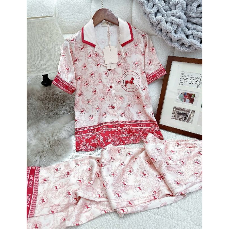 Bộ lụa mặc nhà Sam luxury, pyjamas lụa tay ngắn quần dài