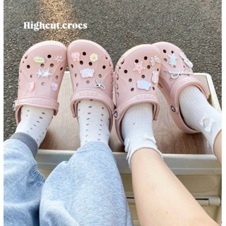 CROCS BAYA BARELY PINK TẶNG 10 CHARM NGẪU NHIÊN