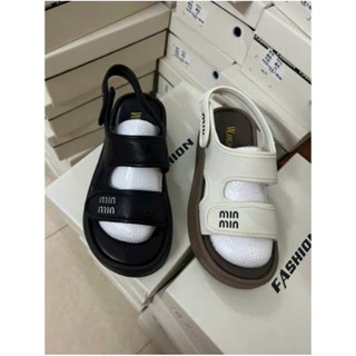  SANDAL QUAI HẬU MIU MIUU ĐẾ 3CM QUAI DÁN QUAI CÓ CHỮ MIU ĐI ÊM PHONG CÁCH NỮ SINH 