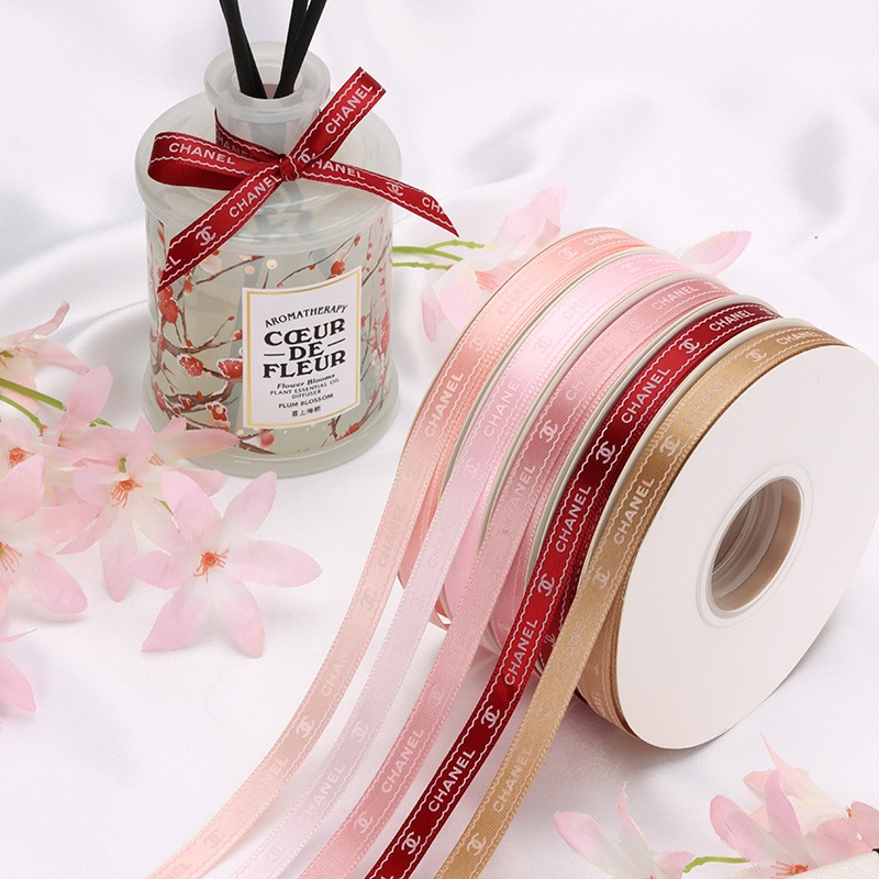 Ruy Băng in chữ Thương Hiệu, Ruy Băng cối 1cm, 2cm Dài 45m, ribbon chữ thương hiệu gói hoa gói quà s