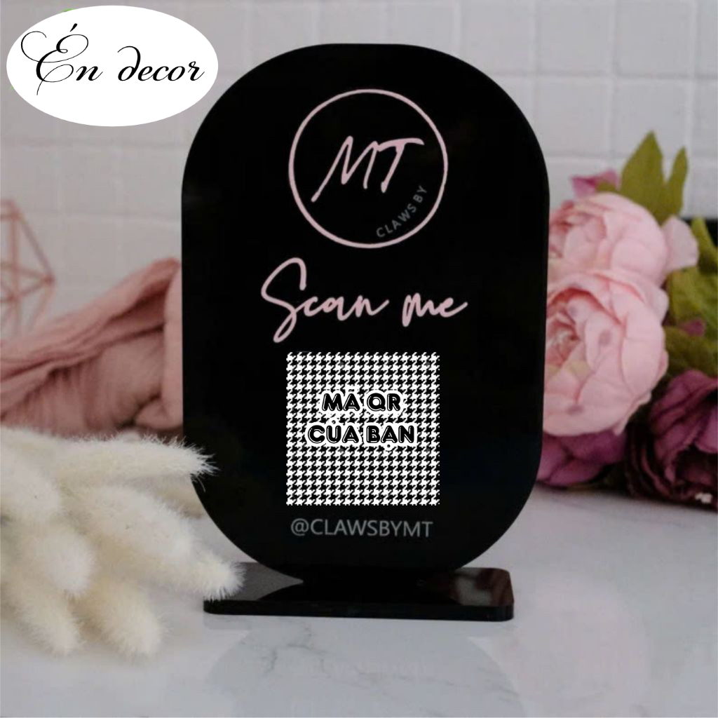 Bảng mica in mã qr theo yêu cầu, in mã qr để bàn