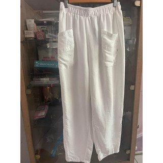 Quần size L