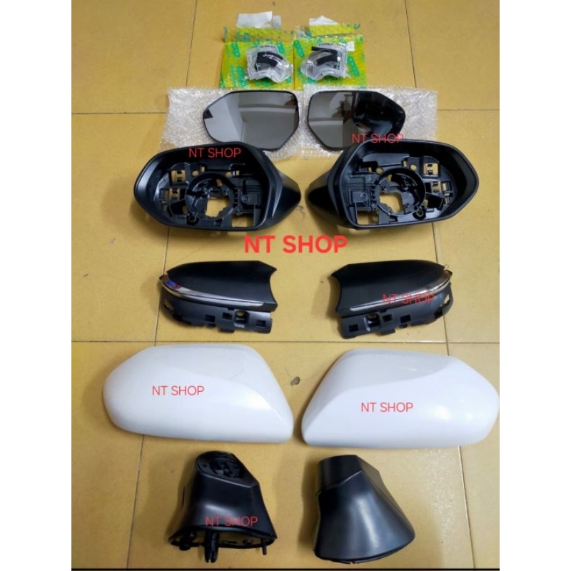 Phụ kiện gương chiếu hậu toyota camry 2018 - 2022