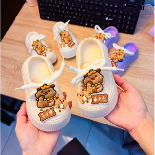 Dép sục thắc dây siêu nhẹ cho bé gái- Dép bít mũi chân hình gấu siêu mềm dáng thể thao