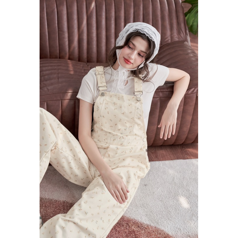 BUDDIES | Yếm khaki dài in hoạ tiết | BigBuy360 - bigbuy360.vn