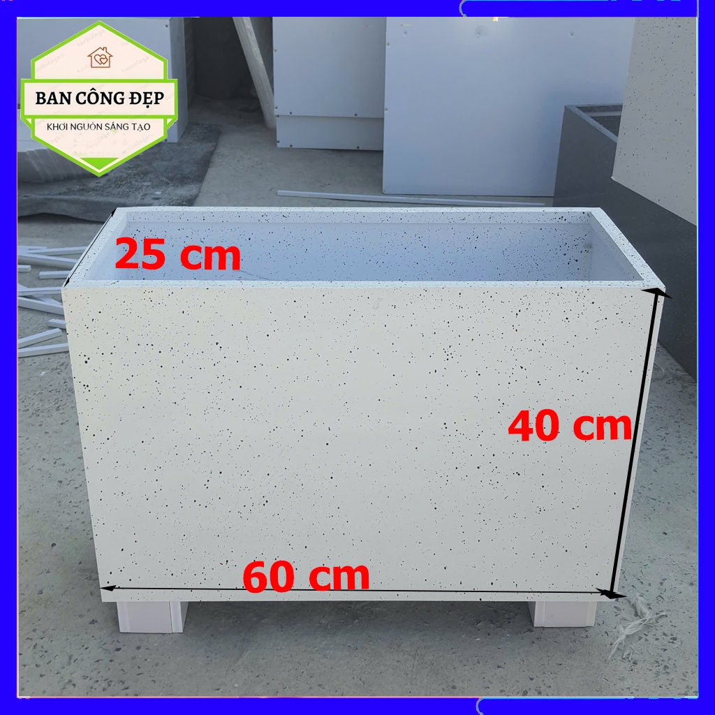 Chậu composite, chậu trồng cây gỗ nhựa composite 60 x25cmx40 kèm chân nhựa để trang trí ban công, sâ