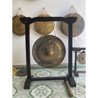 Cồng chiêng bằng đồng kích thước 40, 45, 50cm (kèm dùi gõ)
