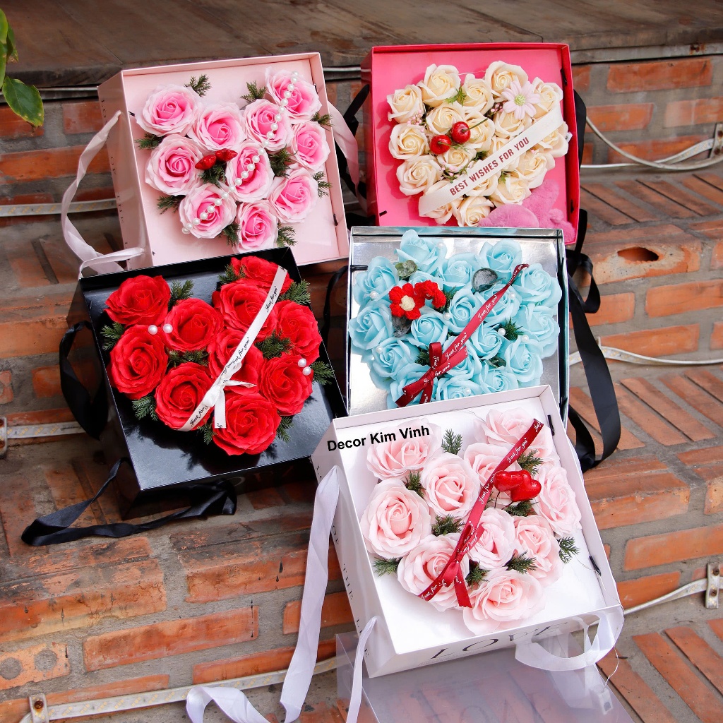 Hộp Hoa Hình Trái Tim HH01 (Kèm Thiệp & Đèn) Quà Tặng Ý Nghĩa 8/3, Sinh Nhật, Valentine, Dịp Lễ