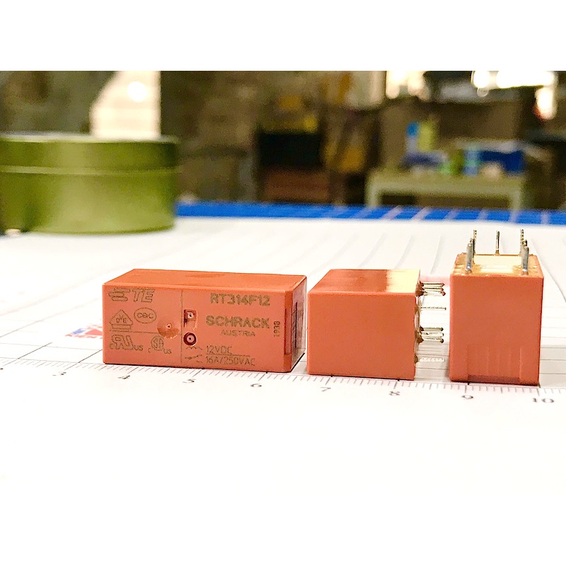 1 chiếc Relay RT314F12 16A 12V 9 chân