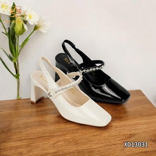 SANDAL KÍN MŨI QUAI ĐÍNH NGỌC TRAI GÓT 7CM XD13031