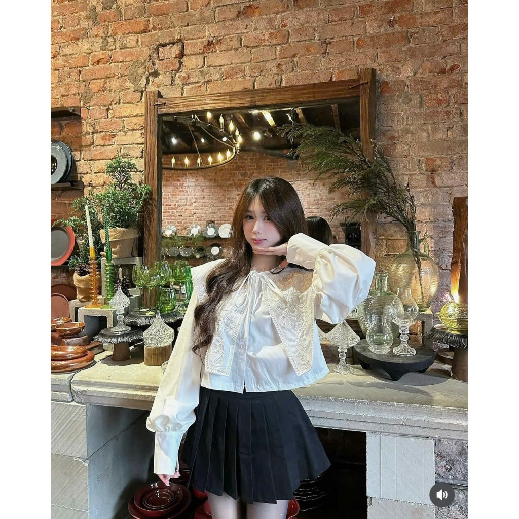 (A.08) Set Áo Sơ Mi Cách Điệu Phối Ren Đáp Thắt Nơ Cổ Mix Chân Váy Kaki Chéo Xếp Ly Style Tiểu Thư Lollaye | BigBuy360 - bigbuy360.vn