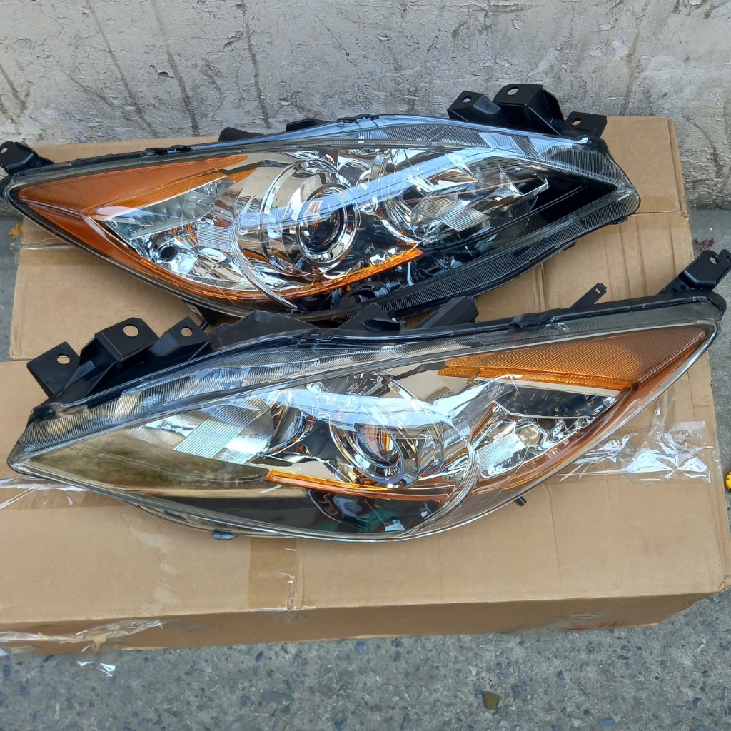 ĐÈN PHA/ĐÈN LÁI TRƯỚC MAZDA3 2009. BẢN HATCHBACK