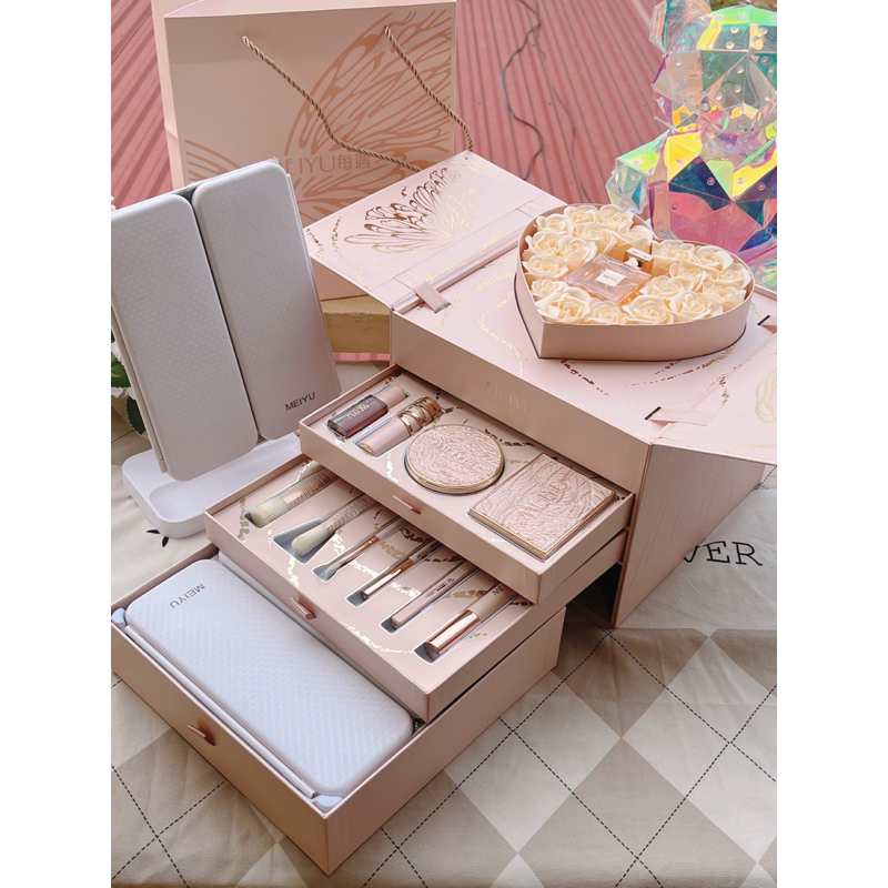 Bộ trang điểm 12 món Meiyu hoa kèm gương