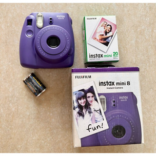Máy chụp ảnh lấy liền Fujifilm Instax Mini 8 tặng kèm pin và 1 hộp film 10 tấm date 2026