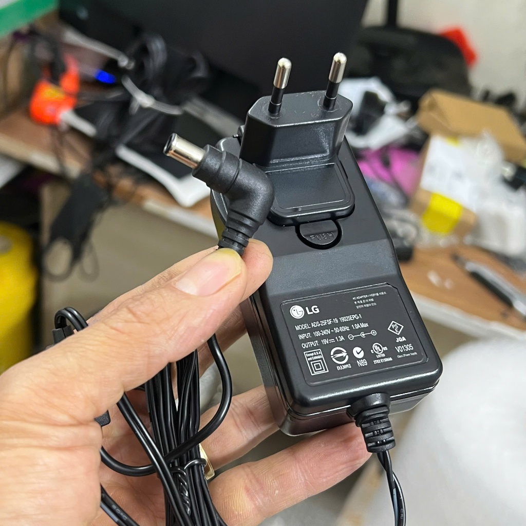 Adapter màn hình LG 19v 1.3a