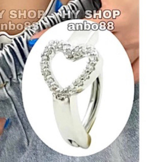 khuyên rốn trái tim đá