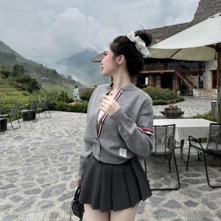 Áo Khoác Cadigan, Áo Len Cardigan nữ Thôm Brao Cổ Tròn Tay Kẻ Dễ Thương Phong Cách Hàn Quốc Nhẹ Nhàng 2025 | BigBuy360 - bigbuy360.vn