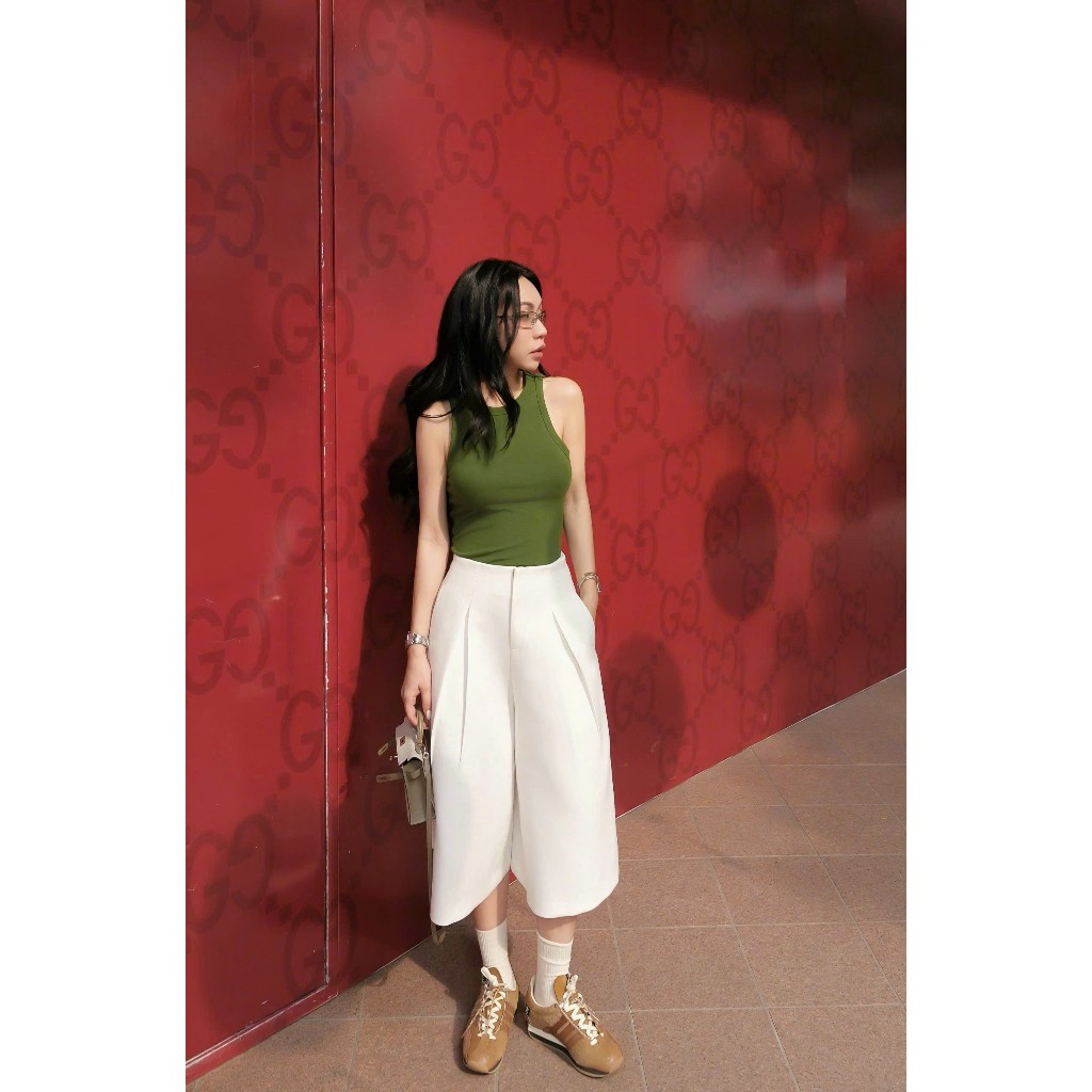 Quần short kaki lửng nữ BASIC LEON SHORT