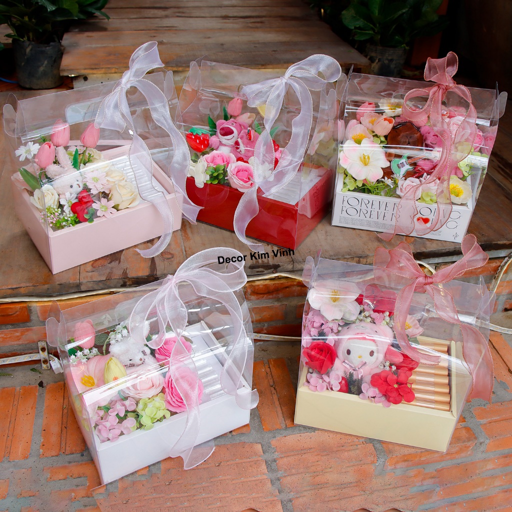 Hộp Hoa Gấu HH02 (Kèm Thiệp & Đèn) Quà Tặng Ý Nghĩa 8/3, Sinh Nhật, Valentine, Dịp Lễ