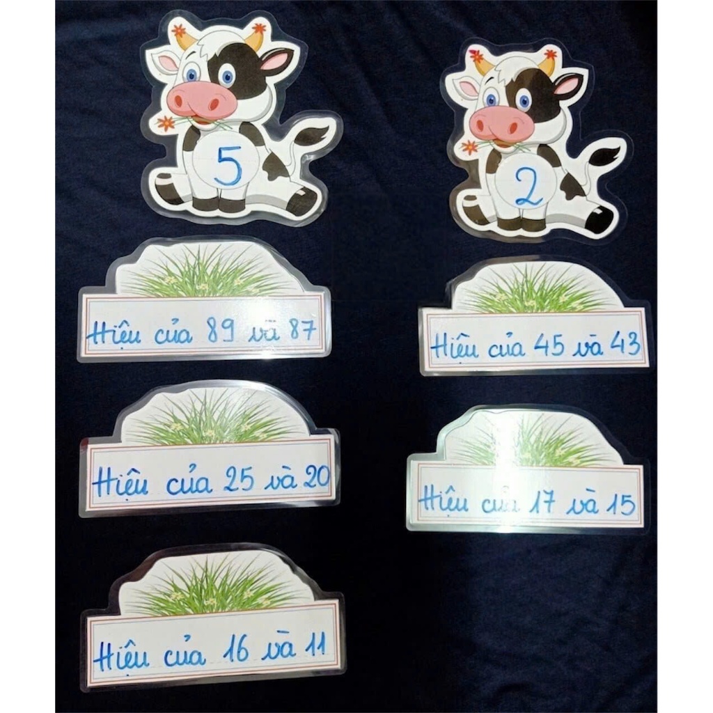 2 Bò Con & 6 Bó Cỏ (Đồ Dùng Dạy Học MIKI)