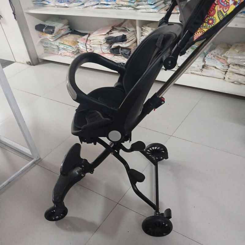 Mô hình xe đẩy V9