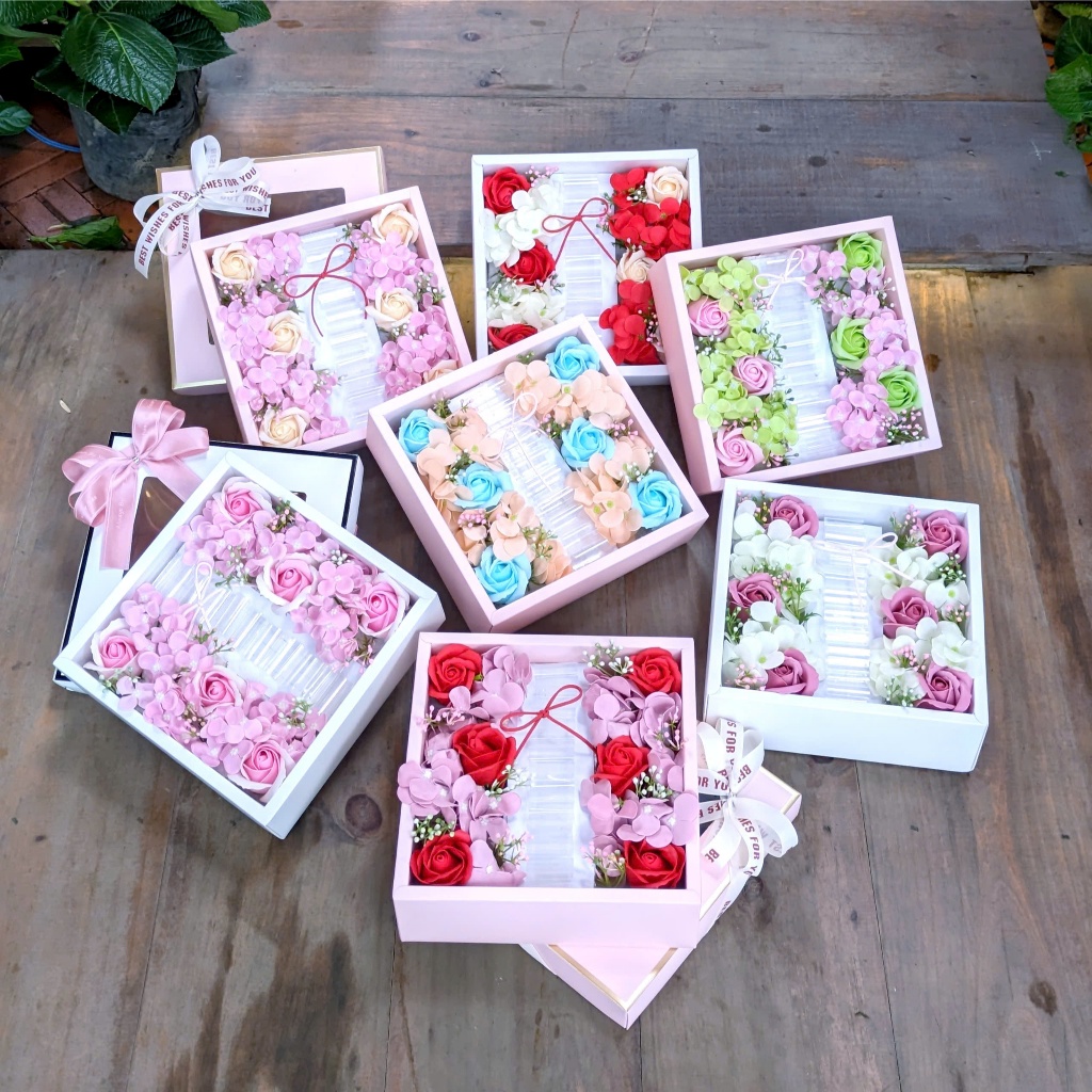 Hộp Hoa Hồng Sáp Có Khay Đựng Tiền HH03 (Kèm Giỏ Đựng và Thiệp) Quà Tặng 8/3, Sinh Nhật, Valentine, Dịp Lễ