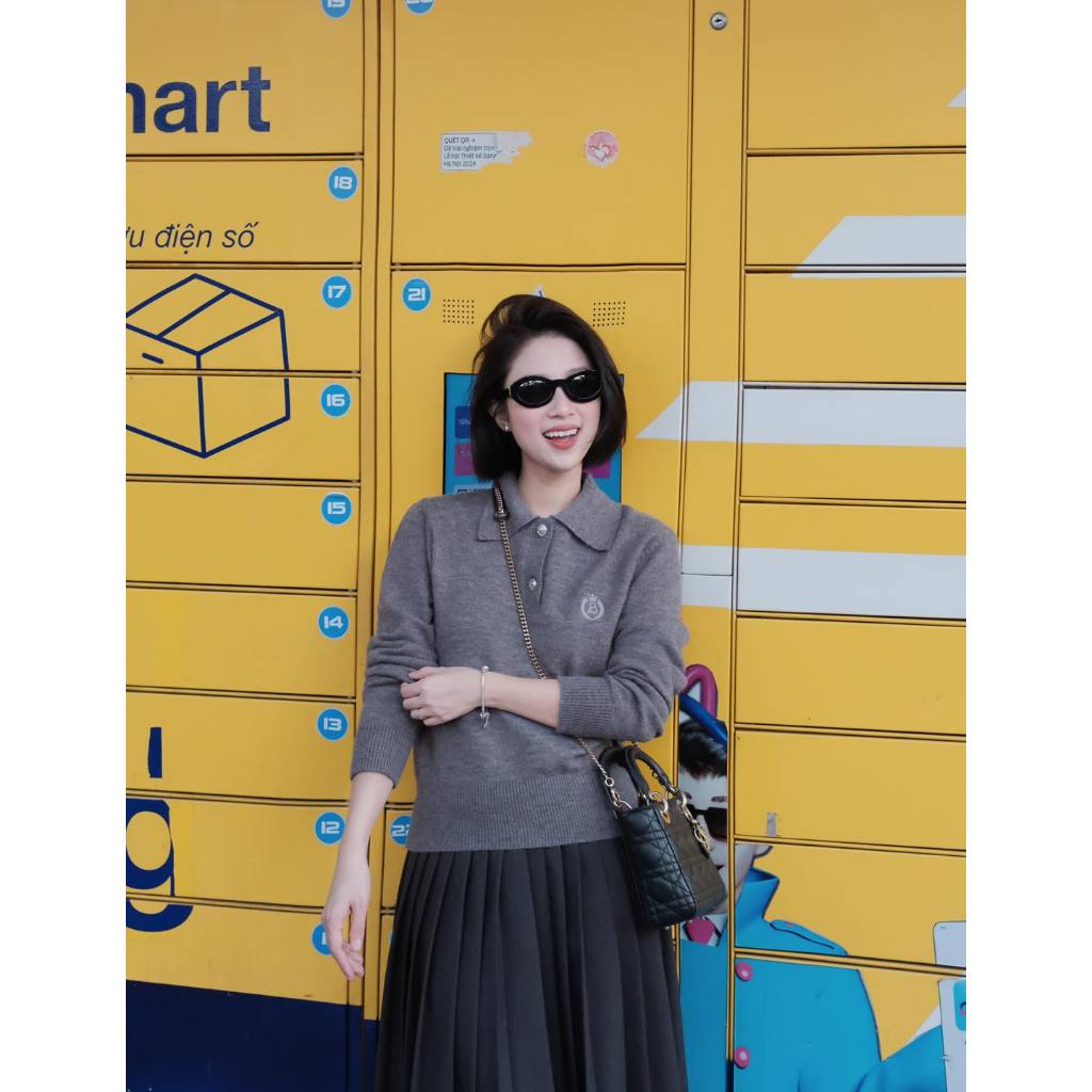 [ BOHEE ] - Áo polo len dệt thêu logo BOHEE - A473