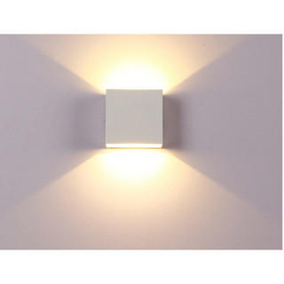 Đèn gắn tường cầu thang Led 3500K