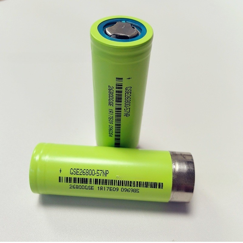 Pin 26800 dung lượng 5700mah 3.6v nội trở 11-13 xả 3c hàng tháo khối xe ô tô điện dùng làm sạc dự ph