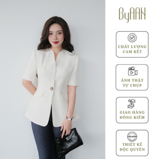 Áo Ký Giả Tay Ngắn Màu Kem Cúc Kim Loại, Vải Chéo Nhật Cao Cấp Không Nhăn, Đứng Dáng – ByAAN A058