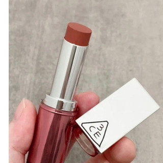 Son Thỏi Lì 3 XÊ E Blur Matte Lipstick