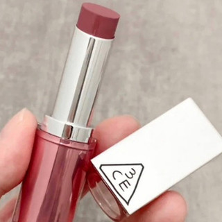 Son Thỏi Lì 3 XÊ E Blur Matte Lipstick