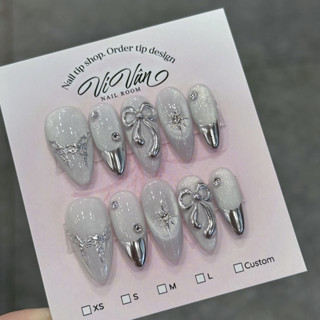 Nail box mắt mèo ánh trăng bạc tráng gương nơ bạc