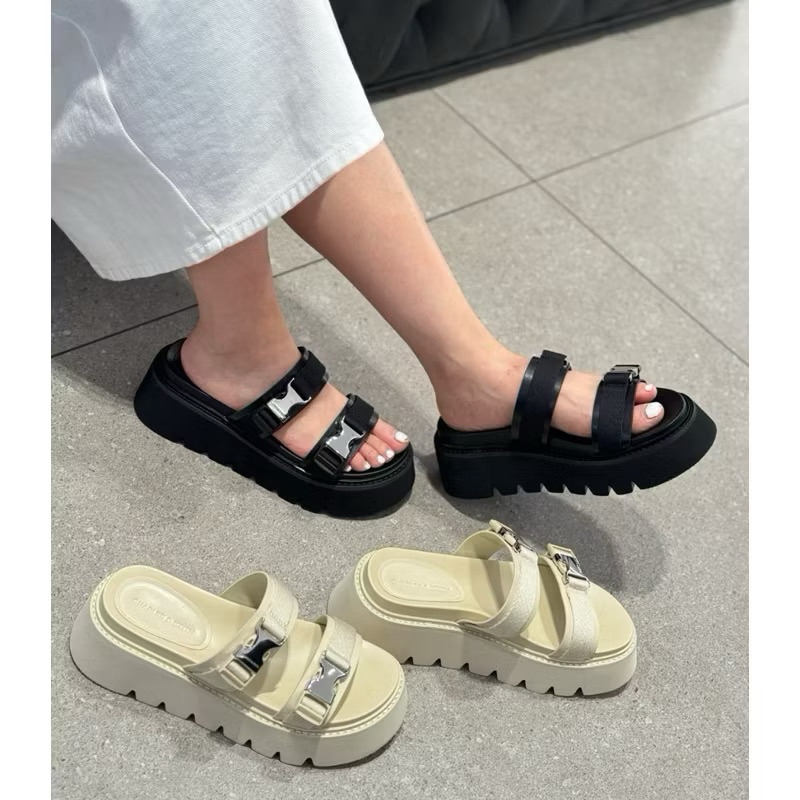 Dép CNK Laine Metallic-Buckle Flatform “chính hãng”