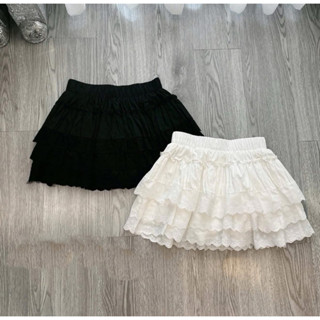 chân váy xoè ren tầng QC M25127