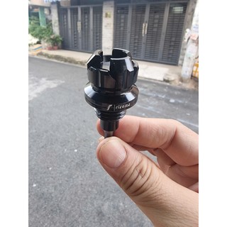 Ty thăm nhớt BIKERS phù hợp lắp nhiều loại xe máy. Ty bằng nhôm màu kết hợp cao su dẽo giúp đậy khít lổ châm nhớt.