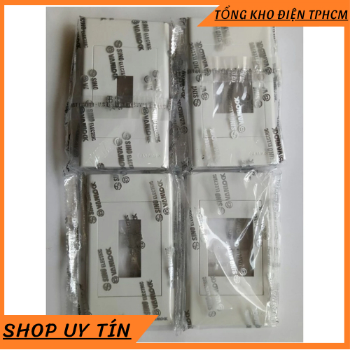 Mặt nhựa chứa 1 MCB, MCCB (dùng cho CB cóc, CB 1 pha, 2 pha) SINO S18 [Hàng Chính Hãng]