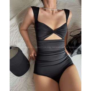 Noira swimwear - bộ bơi một mảnh màu đen nhún ngực kín đáo Ciel swimwear