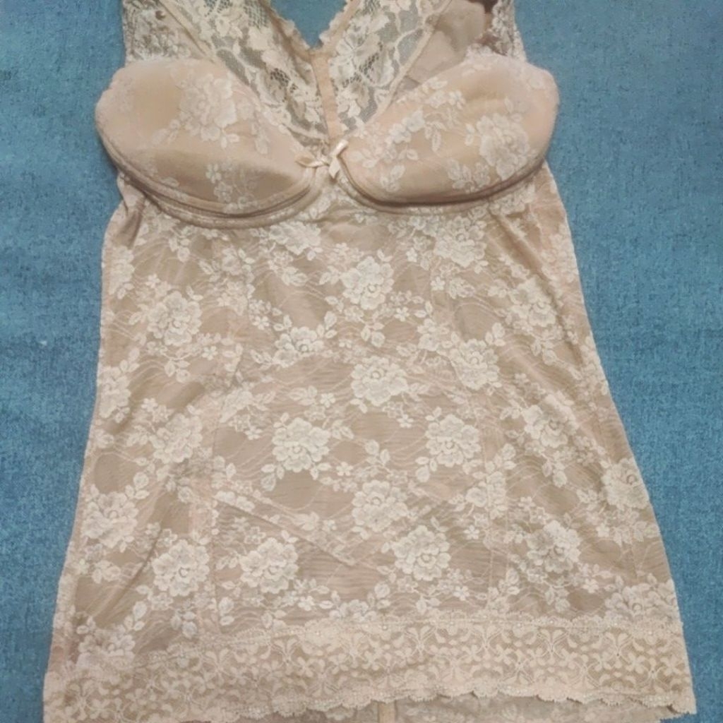 AE05. Áo gen định hình. Size 85B