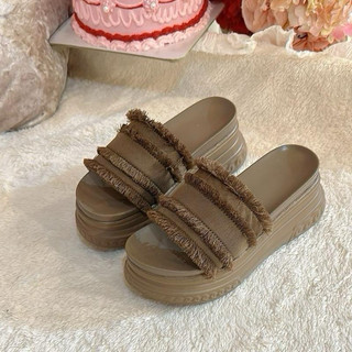  Dép Nữ Q1 đế xuồng quai ngang viền tua rua cá tính cao 7cm đế PU siêu nhẹ mũi tròn sang trọng thoải mái khi mang 
