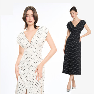 RECHIC Đầm dài Zorion cổ V dáng midi xẻ nhẹ tà trước thanh lịch sang trọng