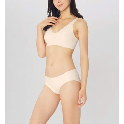 Quần lót nữ không đường may Triumph Sloggi Zero Feel Hipster 87-2123 cạp lưng vừa, mềm mại, siêu nhẹ