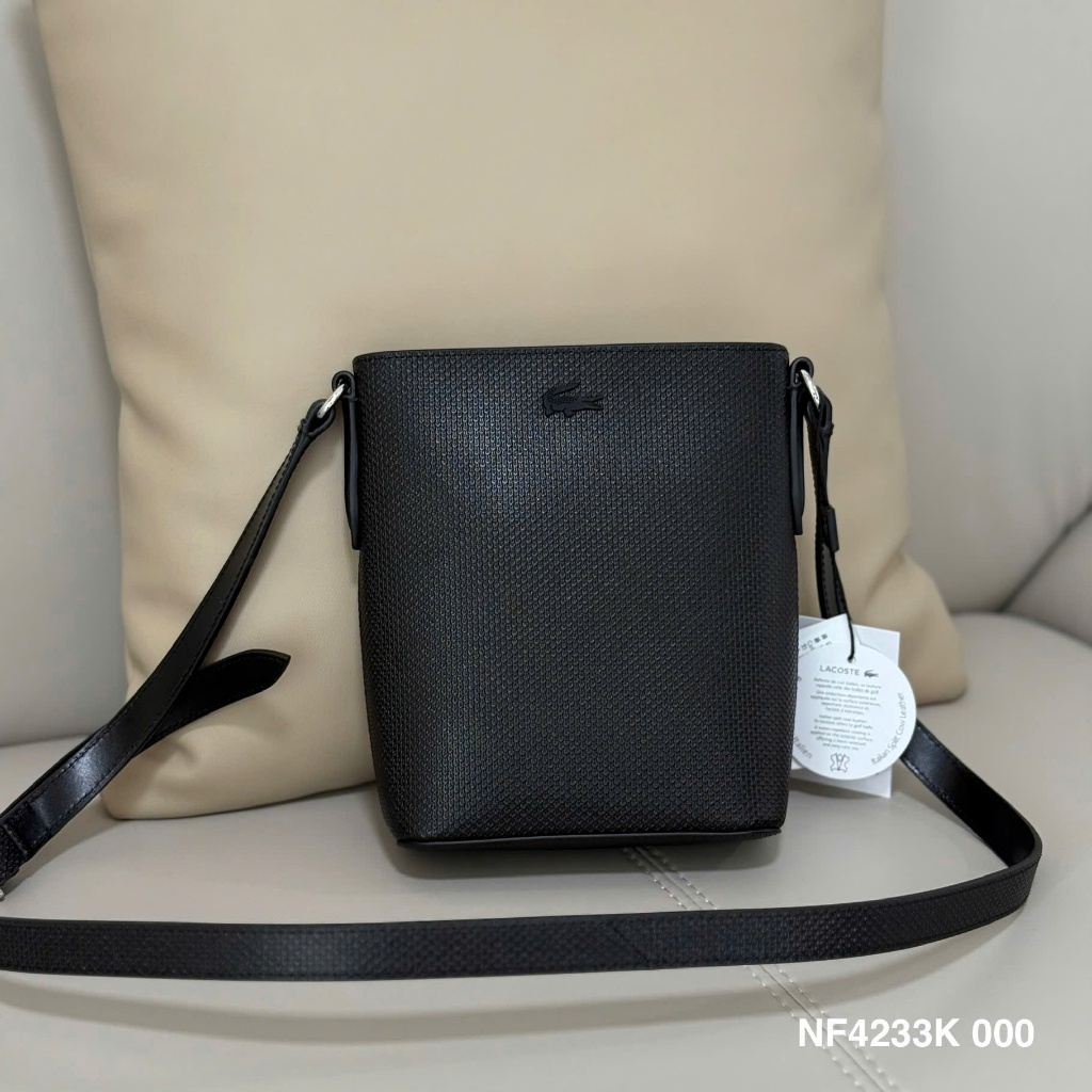 [Chính hãng] Túi đeo chéo da chantaco Lacoste nữ NF4233K 000 Authentic