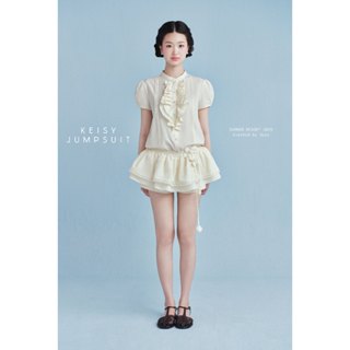 JOIE DES ROSES - Jumpsuit cổ tàu bèo nhún đính hoa Keisy Jumpsuit