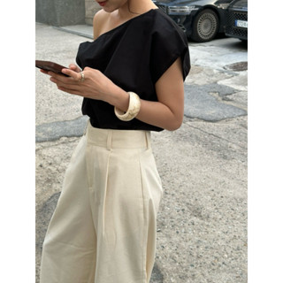 Lynhh Top | Áo Lệch Vai Linen Freesize ( ảnh chính chủ )